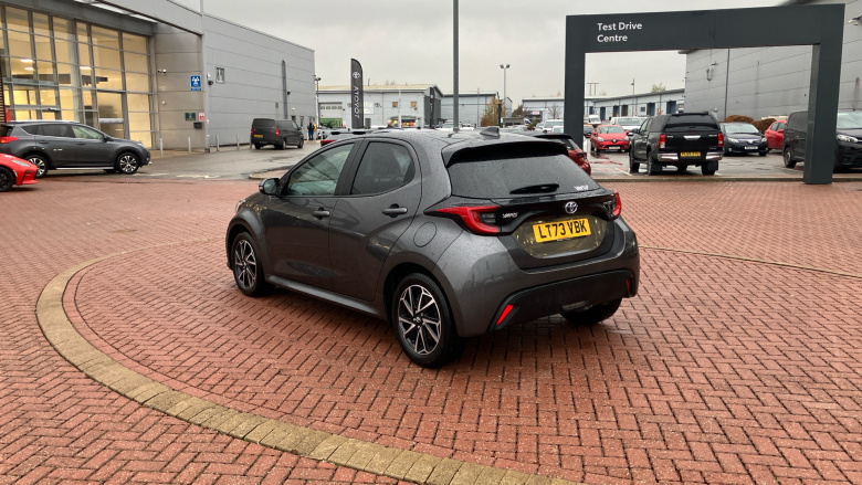 Toyota Yaris 1.5 Hybrid Design 5dr CVT Hybrid Hatchback